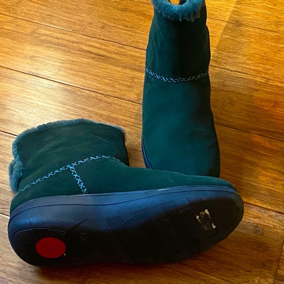 NWOT Fitflop Boots sz. 8.5 in Racing Green - real shearling and suede - Picture 5 of 6